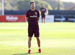 Tem. 2016/2017. Simeone durante un entrenamiento